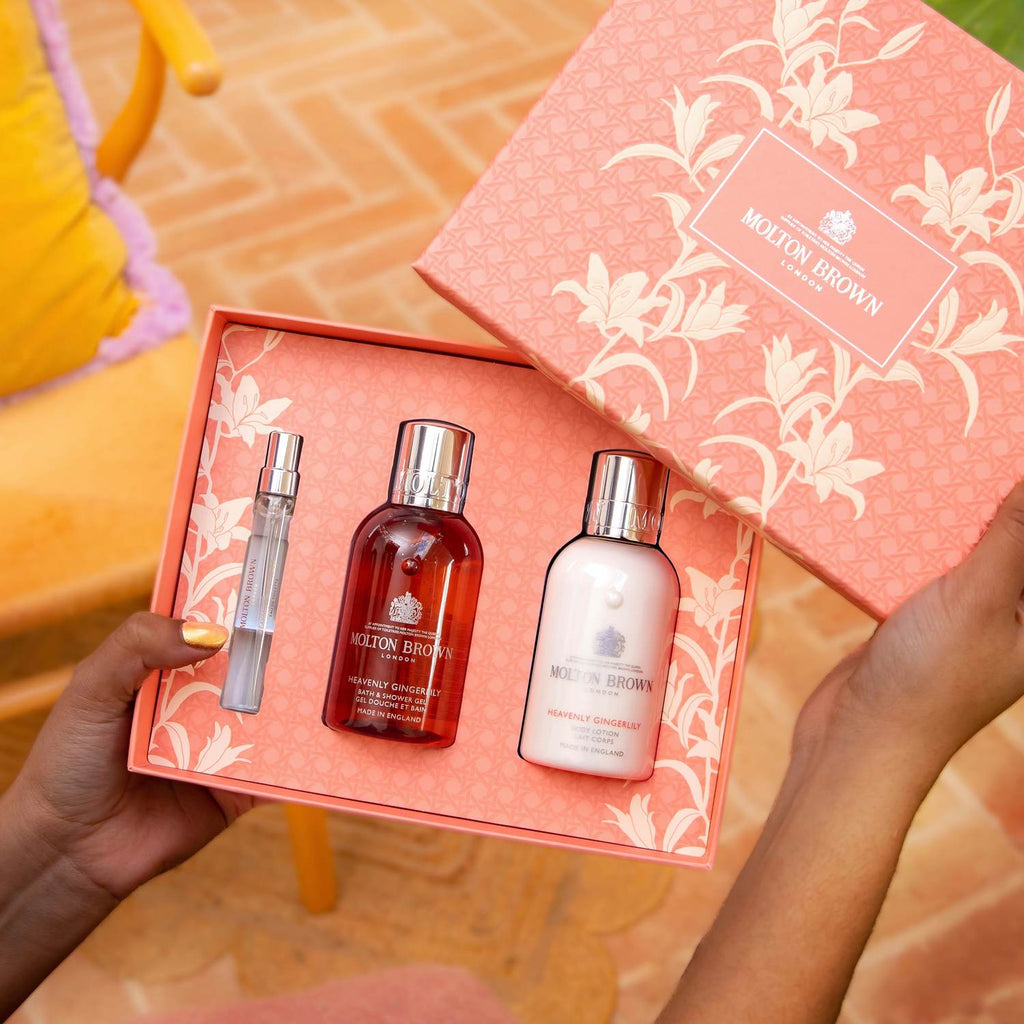 Kaufen Sie hier das Molton Brown Heavenly Gingerlily Reise-Geschenkset - MoniQue Cosmetique Shop